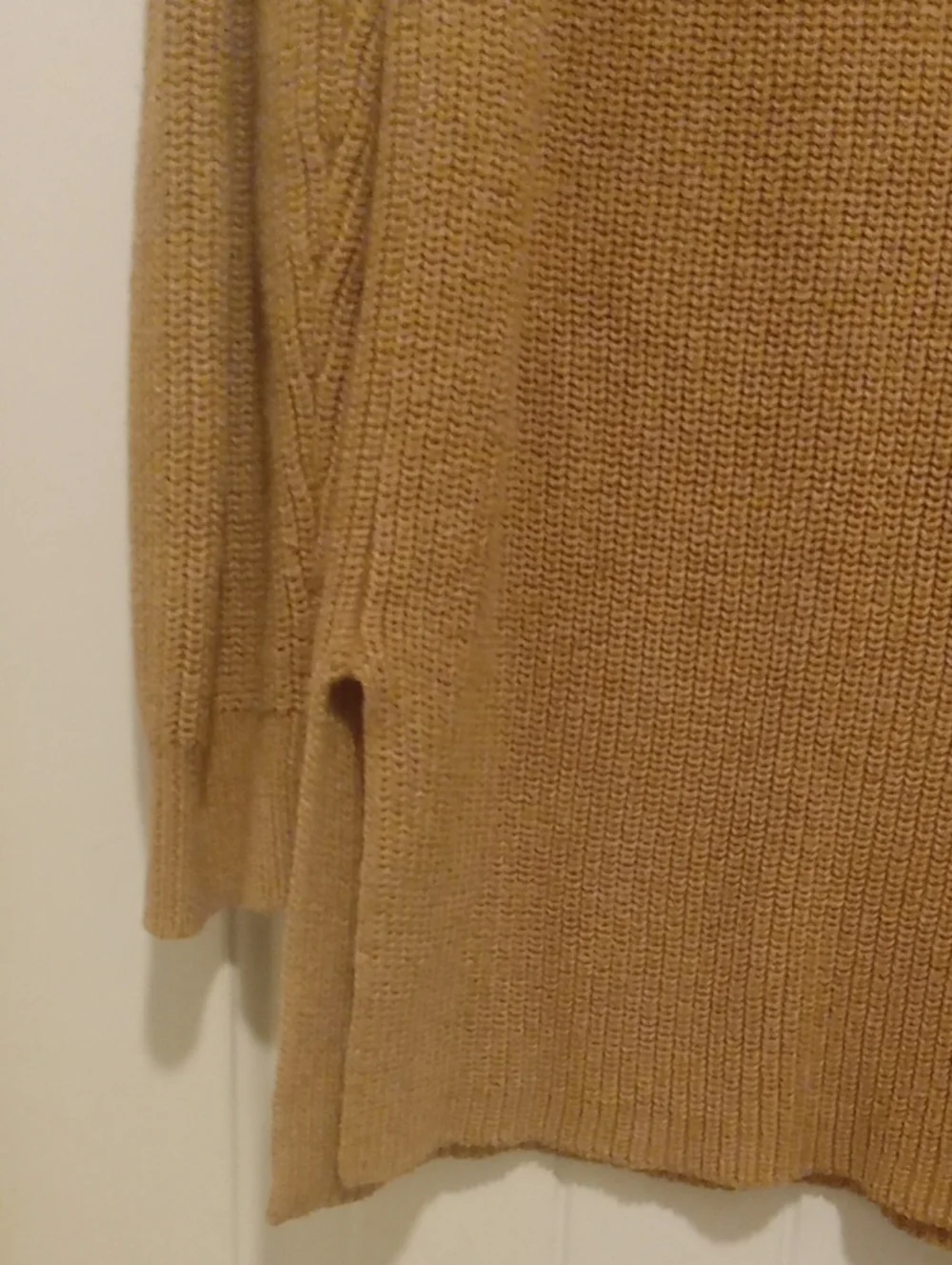 Goodthreads Women's V-Neck Sweater in Brown